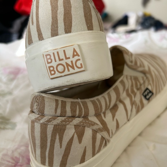Billabong Womens Makena Slip On Sneaker Size US 7 - Picture 5 of 9